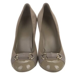 Gucci Horsebit Accent Suede Pumps